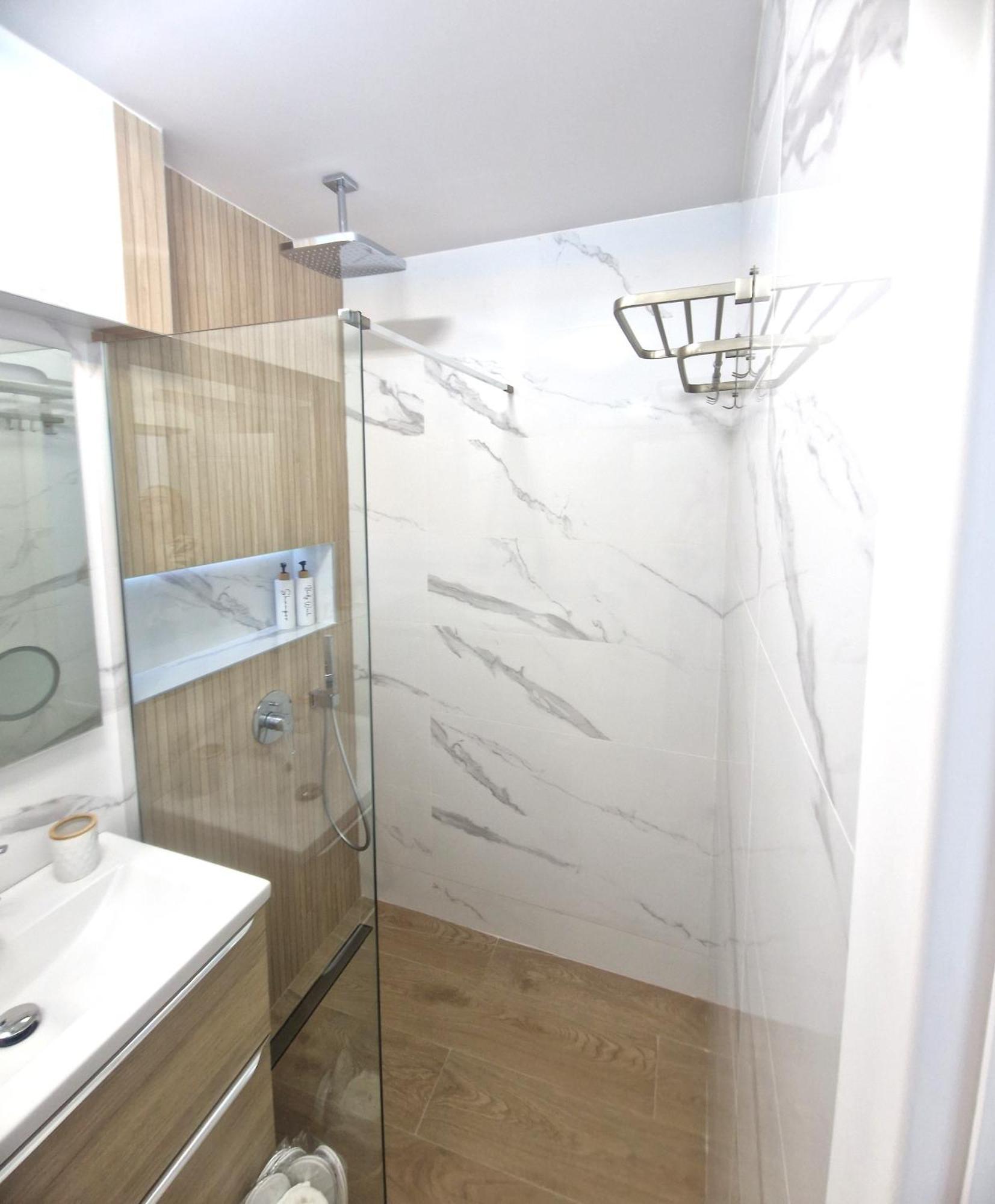 Ultracentral Luxury Apartament Curtea de Argeş المظهر الخارجي الصورة