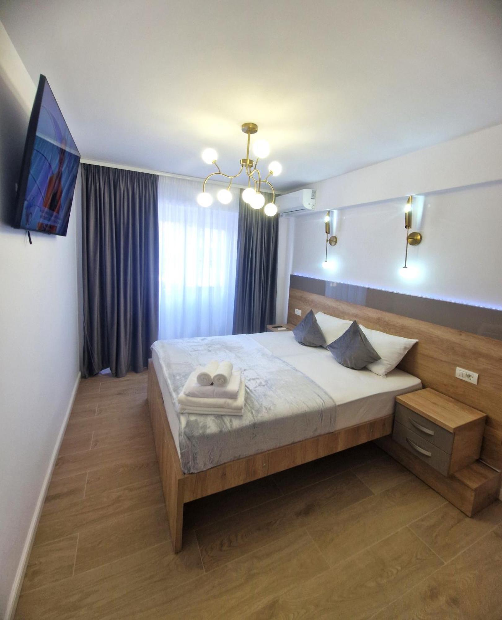 Ultracentral Luxury Apartament Curtea de Argeş المظهر الخارجي الصورة