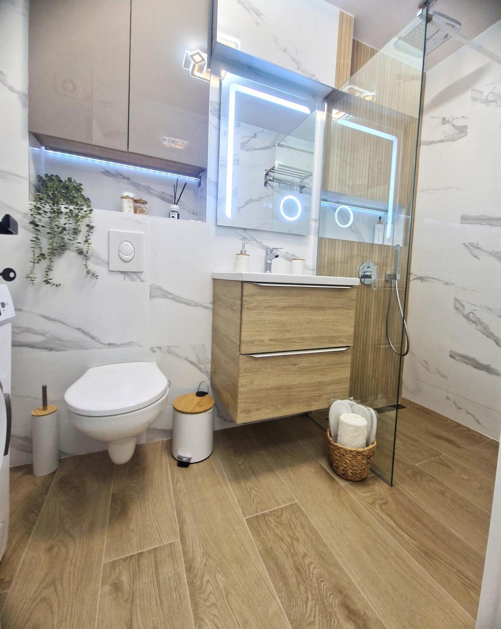 Ultracentral Luxury Apartament Curtea de Argeş المظهر الخارجي الصورة