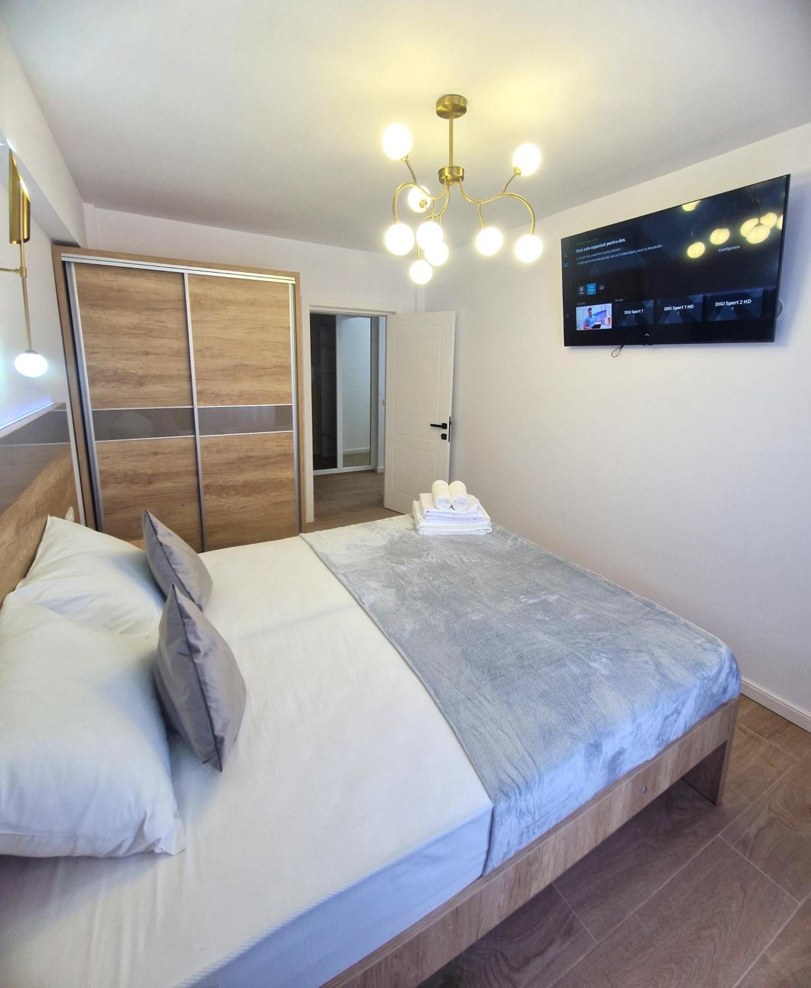 Ultracentral Luxury Apartament Curtea de Argeş المظهر الخارجي الصورة
