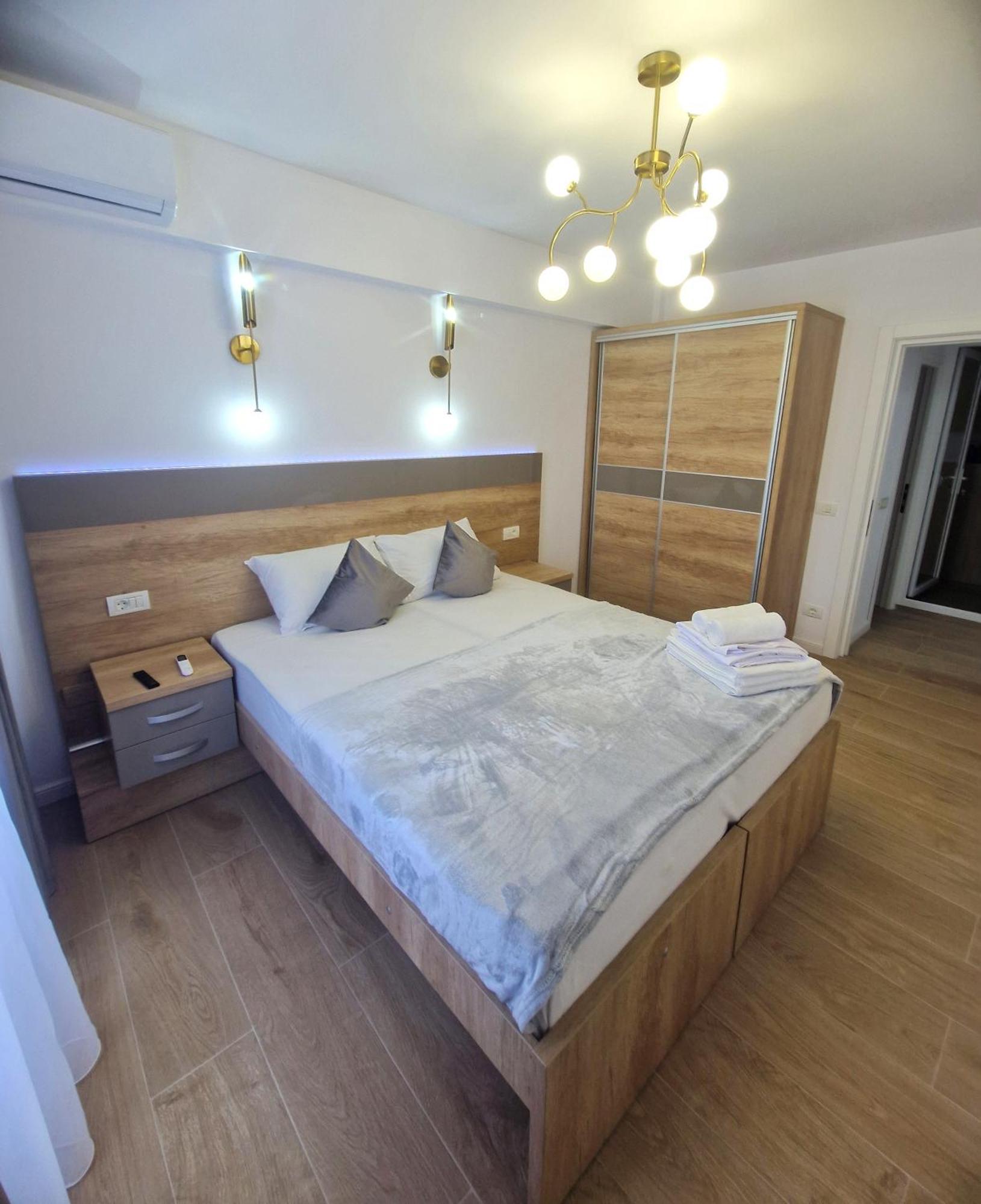 Ultracentral Luxury Apartament Curtea de Argeş المظهر الخارجي الصورة