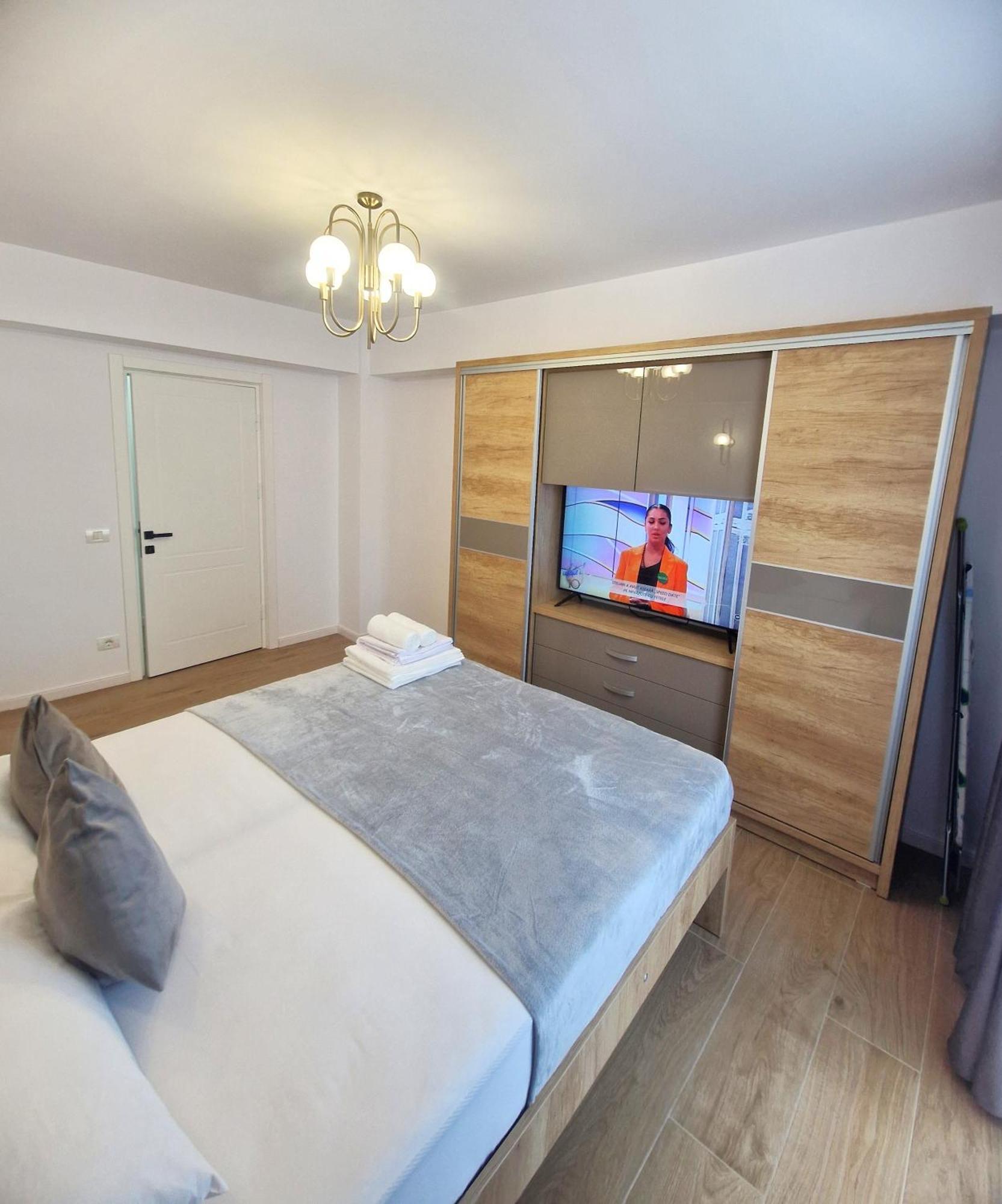 Ultracentral Luxury Apartament Curtea de Argeş المظهر الخارجي الصورة